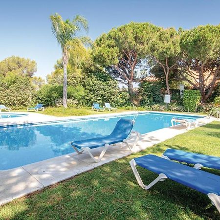 Beautiful Apartment In Marbella-Cabopino With 2 Bedrooms, Wifi And Outdoor Swimming Pool 外观 照片